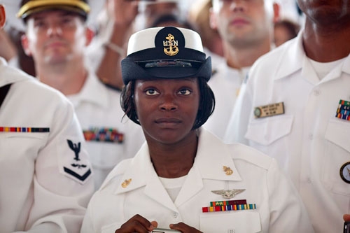 (Servicemen and women listen to President Barack Obama at Naval Air Station Jacksonville in Jacksonville, Fla., Oct. 26, 2009. Official White House Photo by Pete Souza)